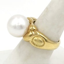 Load image into Gallery viewer, Estate Contemporary 18k Yellow Gold 13mm South Sea Pearl Ring
