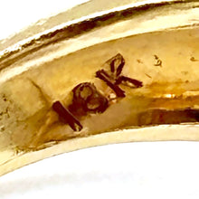 Load image into Gallery viewer, 18k Yellow Gold Diamond Cocktail Ring
