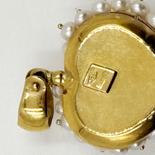 Load image into Gallery viewer, 18K Yellow Gold Pave Pearl Heart Pendant

